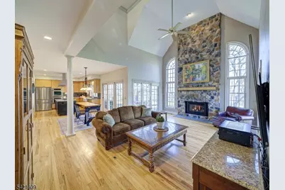 15 Ramsey Rd, Clinton Township, NJ 08833 - Photo 8