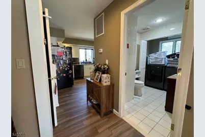 33 Woodsedge Ave, Mount Olive, NJ 07828 - Photo 14