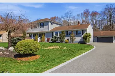 27 Heather Hills Dr, Jefferson Township, NJ 07438 - Photo 4