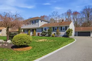 27 Heather Hills Dr, Jefferson Township, NJ 07438 - Photo 4