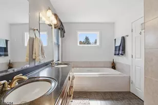 27 Heather Hills Dr, Jefferson Township, NJ 07438 - Photo 22