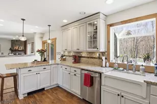 27 Heather Hills Dr, Jefferson Township, NJ 07438 - Photo 8