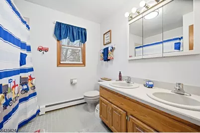 6 Robin Dr, Jefferson Township, NJ 07438 - Photo 34