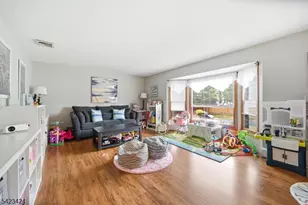 6 Robin Dr, Jefferson Township, NJ 07438 - Photo 12