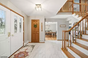 6 Robin Dr, Jefferson Township, NJ 07438 - Photo 6