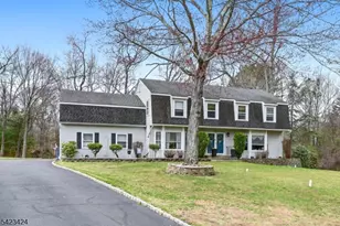 6 Robin Dr, Jefferson Township, NJ 07438 - Photo 2