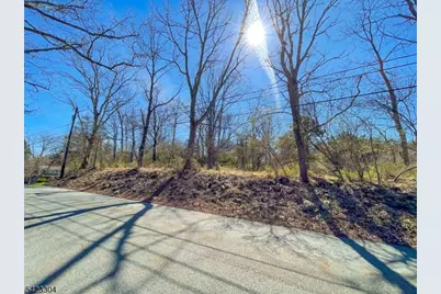 569 Ervey Rd, Allamuchy Township, NJ 07821 - Photo 2