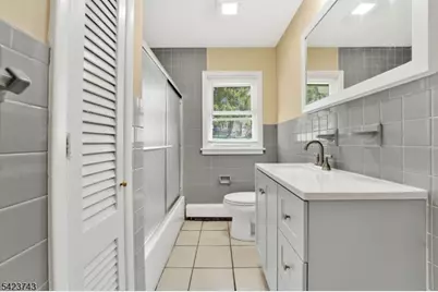 16 Lingert Ave, Clinton, NJ 08809 - Photo 12