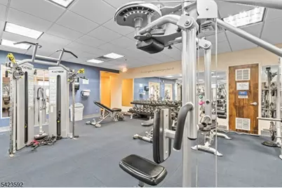 100-31 Shearwater Ct #31, Jersey City, NJ 07305 - Photo 22