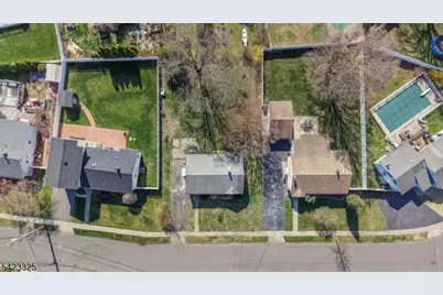 25 Stiles Ct, Pompton Lakes, NJ 07442 - Photo 8