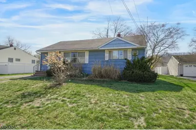 25 Stiles Ct, Pompton Lakes, NJ 07442 - Photo 2