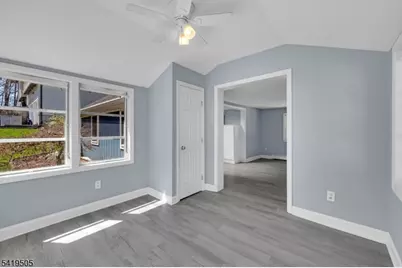 28 Oriole Rd, Jefferson Township, NJ 07438 - Photo 6