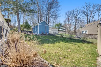 28 Oriole Rd, Jefferson Township, NJ 07438 - Photo 28