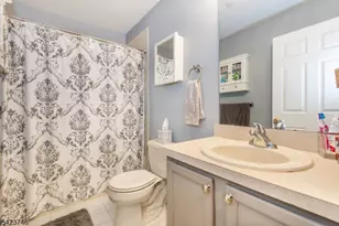 366 Cambridge Dr, Butler, NJ 07405 - Photo 22