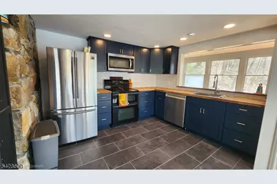 56 E Shore Trl, Sandyston Township, NJ 07826 - Photo 18