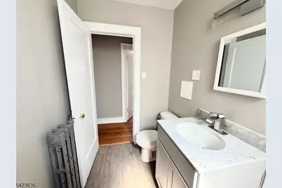 17 Elwood Pl Apt #305, Newark, NJ 07104 - Photo 6