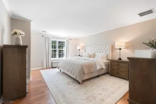 8 Scarlet Oak Dr, Montgomery Township, NJ 08540 - Photo 16