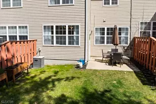 8 Scarlet Oak Dr, Montgomery Township, NJ 08540 - Photo 26