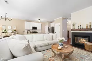 8 Scarlet Oak Dr, Montgomery Township, NJ 08540 - Photo 10