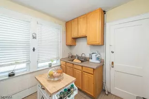 32 Irving St, Montclair, NJ 07042 - Photo 12