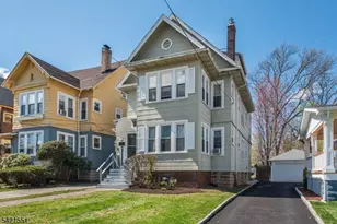 32 Irving St, Montclair, NJ 07042 - Photo 2