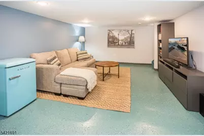 4 Valley View Rd, Chester, NJ 07930 - Photo 32