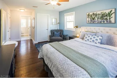 4 Valley View Rd, Chester, NJ 07930 - Photo 18