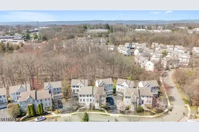 140 Arrowgate Dr, Randolph Township, NJ 07869 - Photo 2