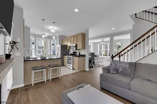 140 Arrowgate Dr, Randolph Township, NJ 07869 - Photo 16