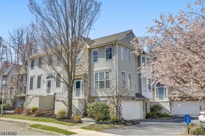 140 Arrowgate Dr, Randolph Township, NJ 07869 - Photo 4