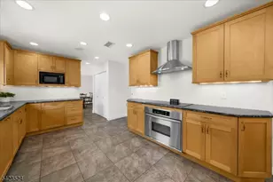 20 Cedar Grove Rd, Clinton Township, NJ 08801 - Photo 12