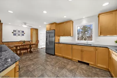 20 Cedar Grove Rd, Clinton Township, NJ 08801 - Photo 10