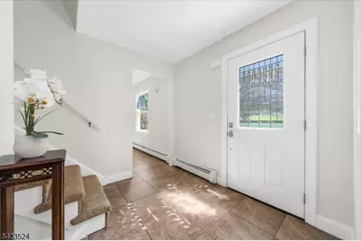 20 Cedar Grove Rd, Clinton Township, NJ 08801 - Photo 4