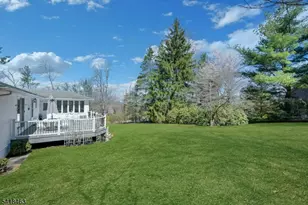 55 Carlton Rd, Long Hill Township, NJ 07946 - Photo 30