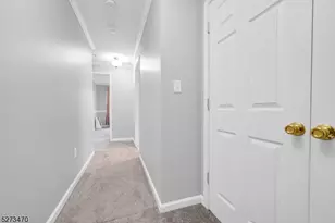 106 Rock Creek Dr, Clifton, NJ 07014 - Photo 24