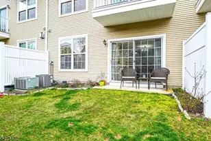 106 Rock Creek Dr, Clifton, NJ 07014 - Photo 22