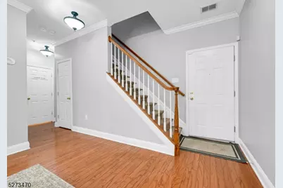 106 Rock Creek Dr, Clifton, NJ 07014 - Photo 6