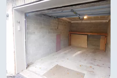 34 Breckenridge Ter, Kinnelon, NJ 07405 - Photo 14