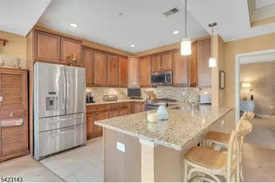 1107 Wickham Ter #374, Clifton, NJ 07013 - Photo 10