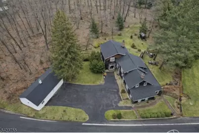 691 Ridgedale Ave, East Hanover Township, NJ 07936 - Photo 2