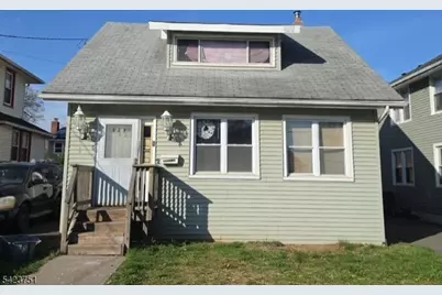 427 Robins St, Roselle, NJ 07203 - Photo 2