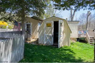 32 Cedar Ter, Jefferson Township, NJ 07885 - Photo 12