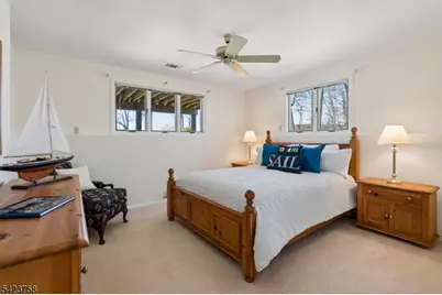 201 S New Jersey Ave, Jefferson Township, NJ 07849 - Photo 26