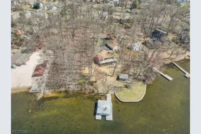 201 S New Jersey Ave, Jefferson Township, NJ 07849 - Photo 10