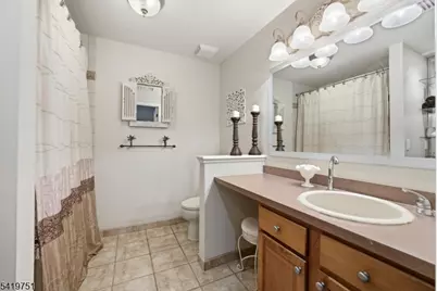 28 Woodshire Ter, Montville Township, NJ 07082 - Photo 34