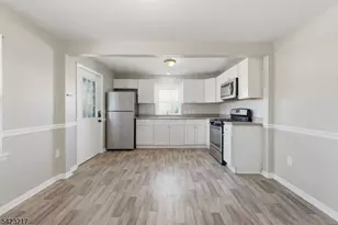 131 La Monte Ave, Bound Brook, NJ 08805 - Photo 10