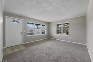 131 La Monte Ave, Bound Brook, NJ 08805 - Photo 8