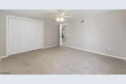 131 La Monte Ave, Bound Brook, NJ 08805 - Photo 16