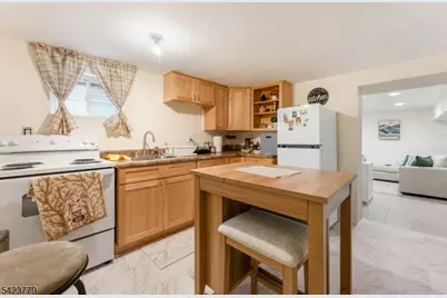 191 E 9th St, Clifton, NJ 07011 - Photo 22