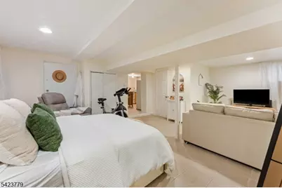 191 E 9th St, Clifton, NJ 07011 - Photo 26